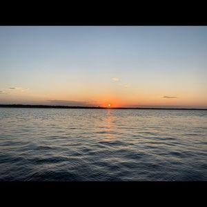 Meet your Posher, Caitlin